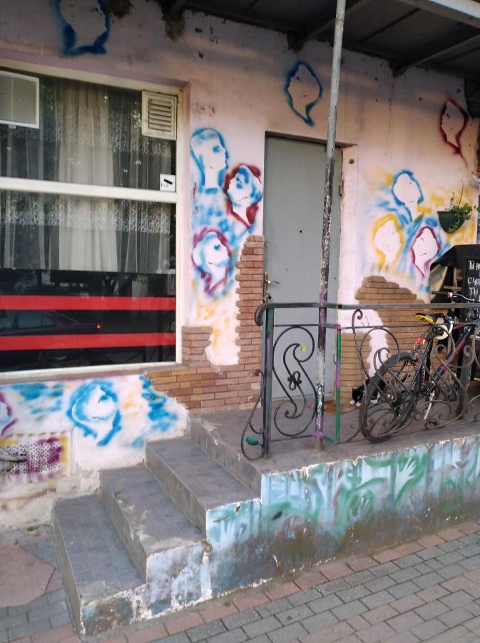 Hostel Retro Batumi Exterior photo