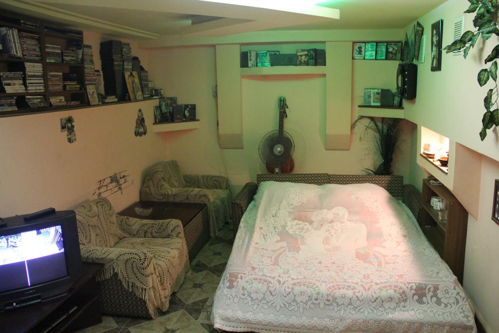 Hostel Retro Batumi Room photo